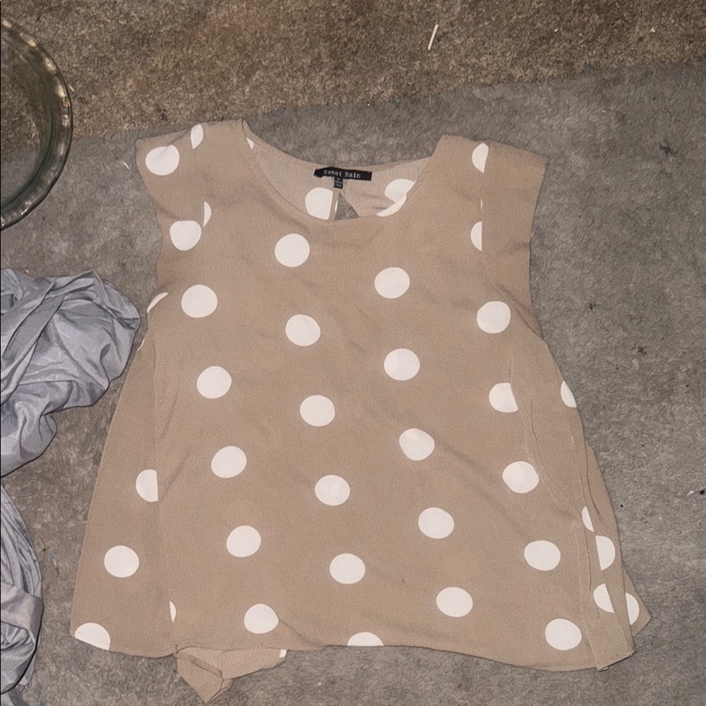 Sweet Rain Boxy Tan and White Blouse